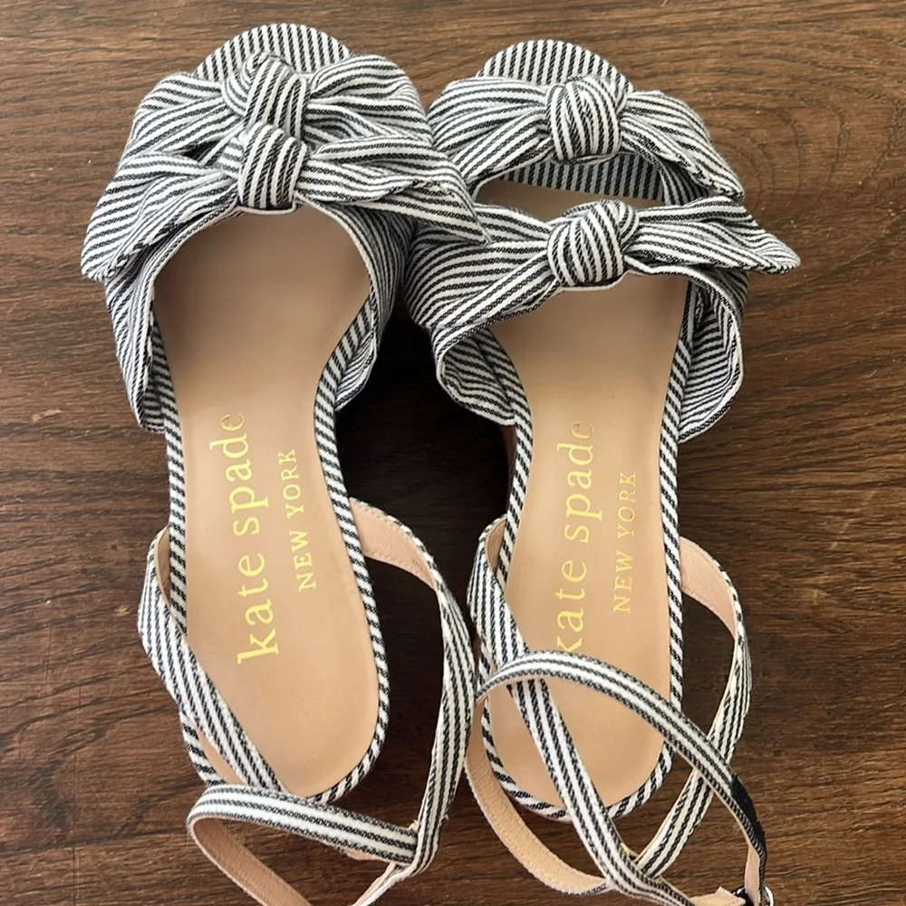 NEW! Kate Spade Julep Striped Black and White Wedges size 9.5
